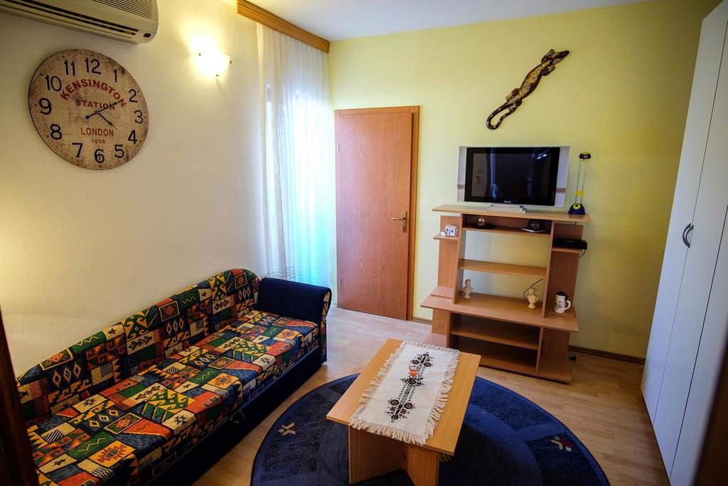 Studio Apartments Shanti Ζαντάρ Δωμάτιο φωτογραφία