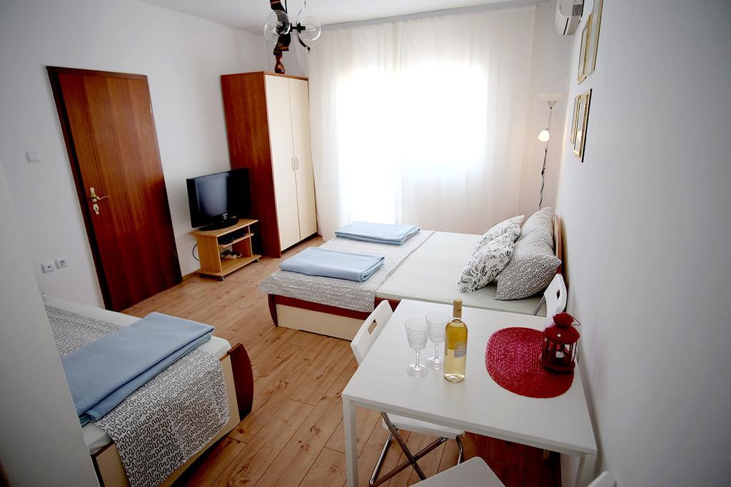 Studio Apartments Shanti Ζαντάρ Δωμάτιο φωτογραφία