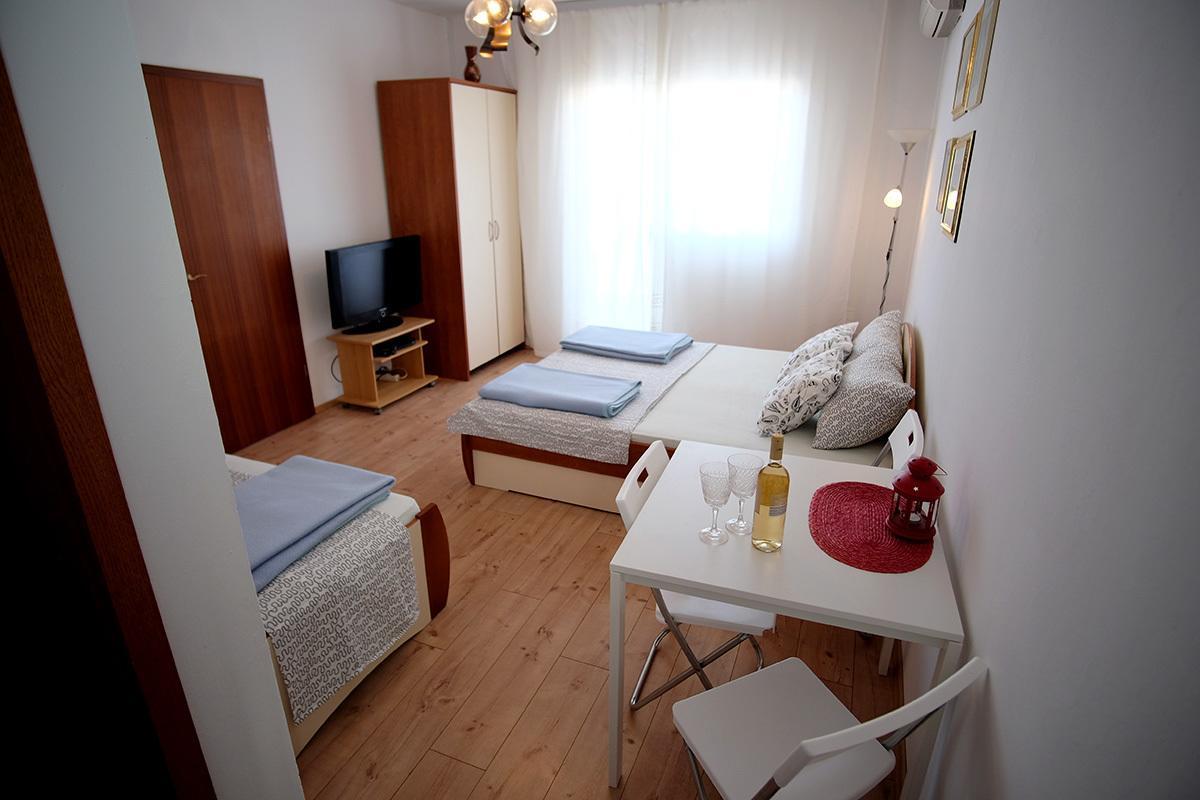 Studio Apartments Shanti Ζαντάρ Δωμάτιο φωτογραφία